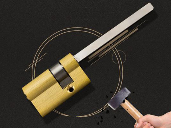 上海汽車開鎖(開車鎖配汽車鑰匙)